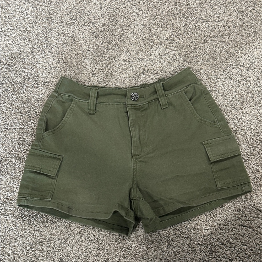 Women's Olive Cargo Shorts